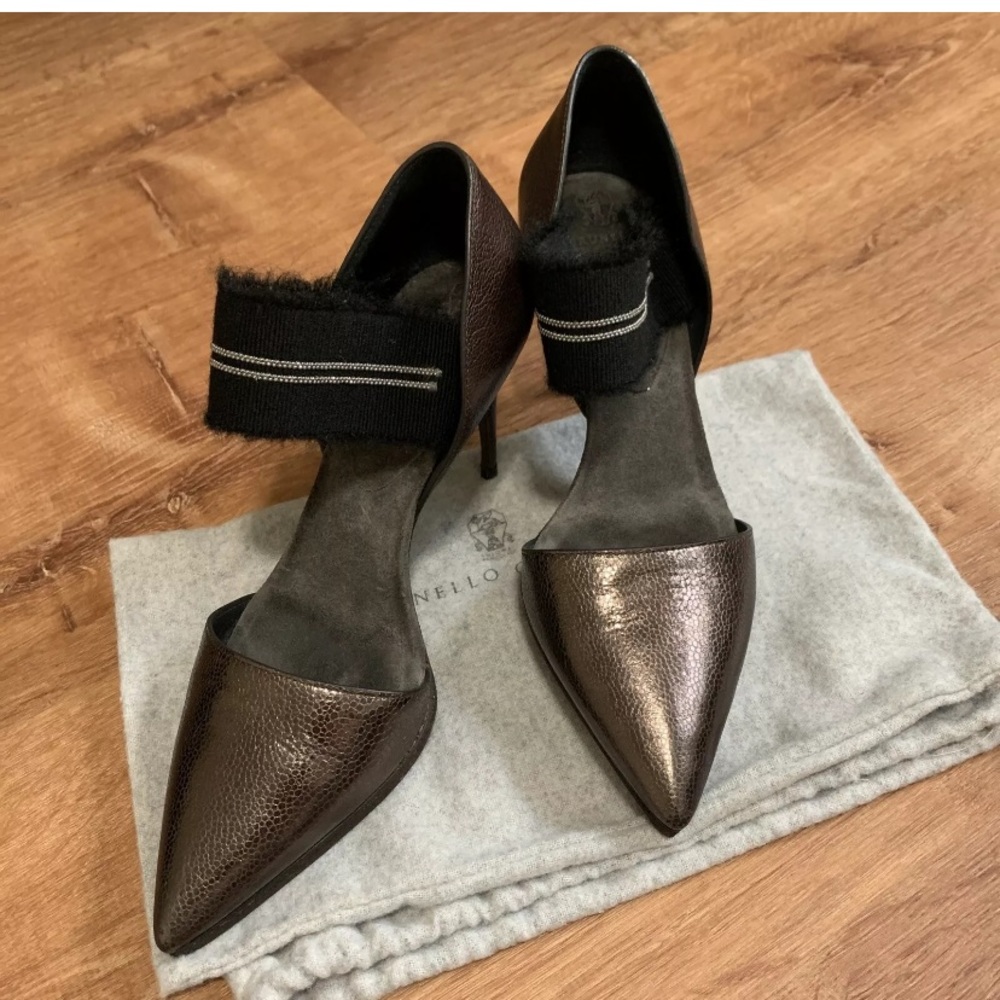 Brunello Cucinelli High Heels with Monili

Size 36